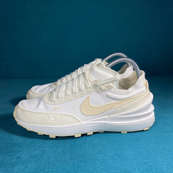 Nike Shoes - Size 7.5 - Women’s Nike Waffle one white shoes
